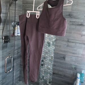 Mono b bra and Moto seamless legging